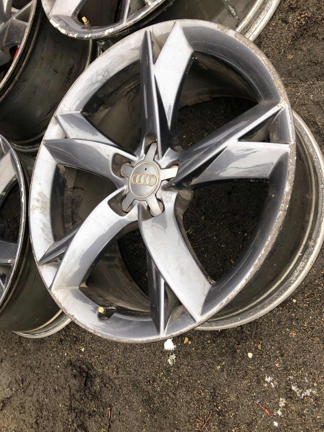 Felgi A5 8T A4 B8 5X112 8.5Jx19H2 ET32 8T0601025F