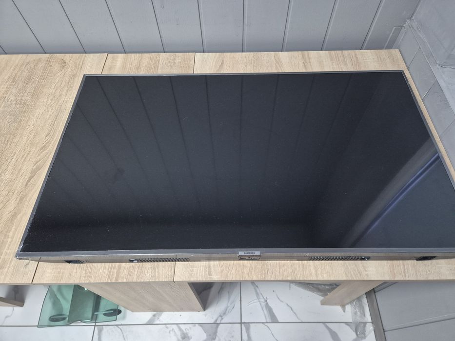 Телевизор samsung UE43TU7100u под ремонт