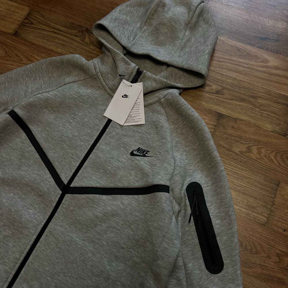 Оригінал | Сірий чоловічий Зіп худі Nike Tech Fleece