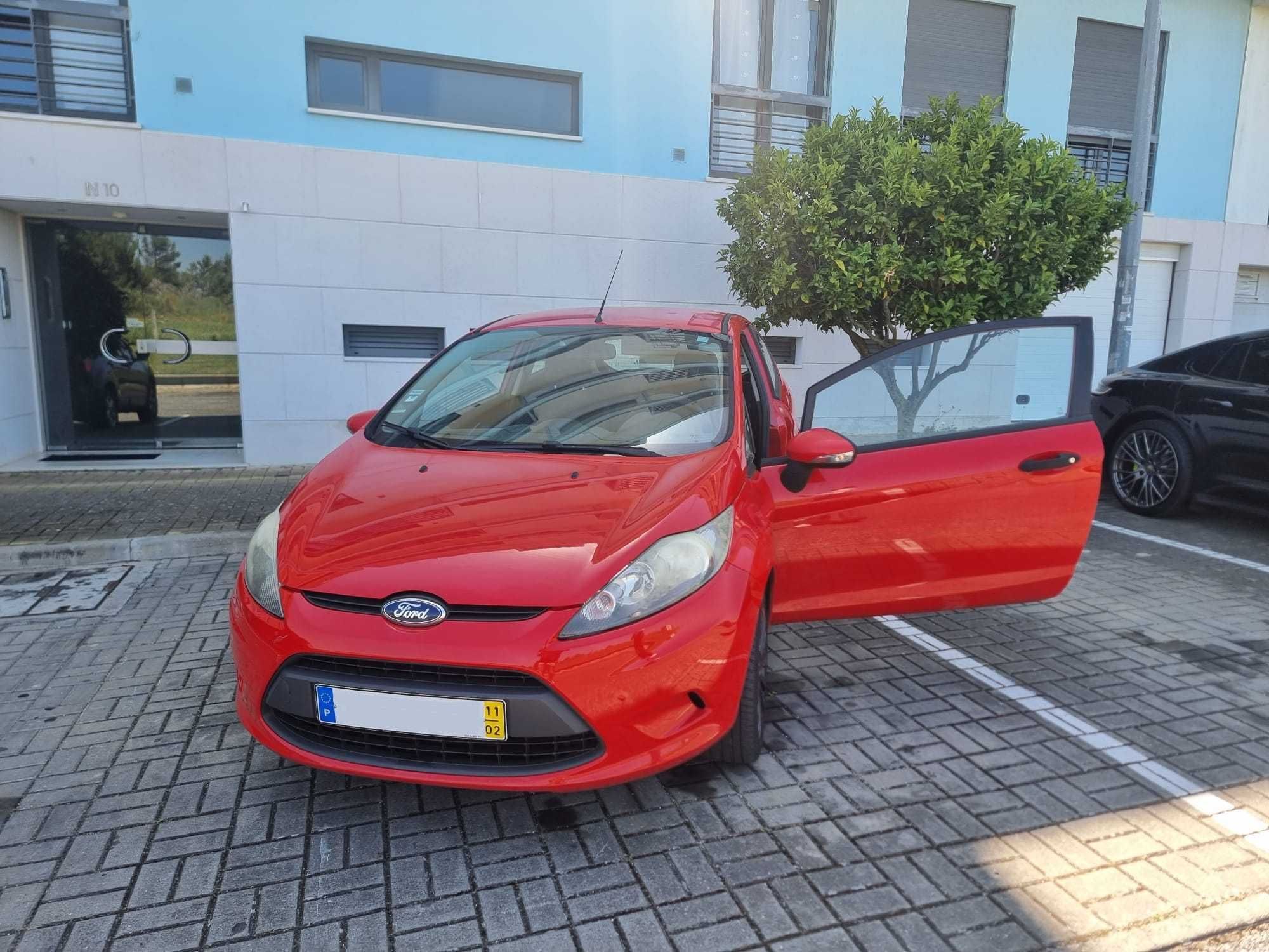 Carro FORD Fiesta 1.4 TDCi 5L Gasoleo