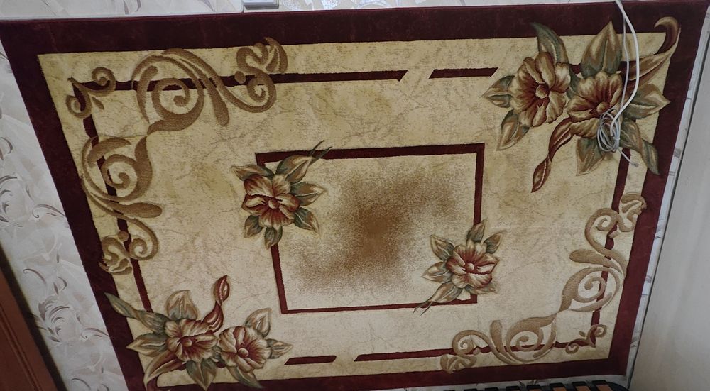 Продам килим 2000*3000мм