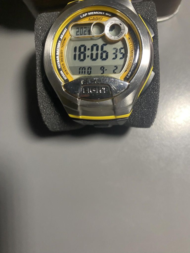 Zegarek Casio. .
