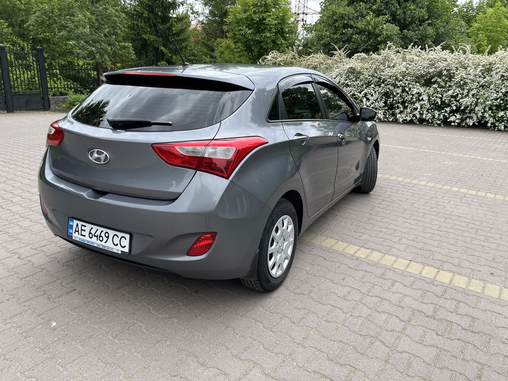 Продам автомобіль Hyundai i 30