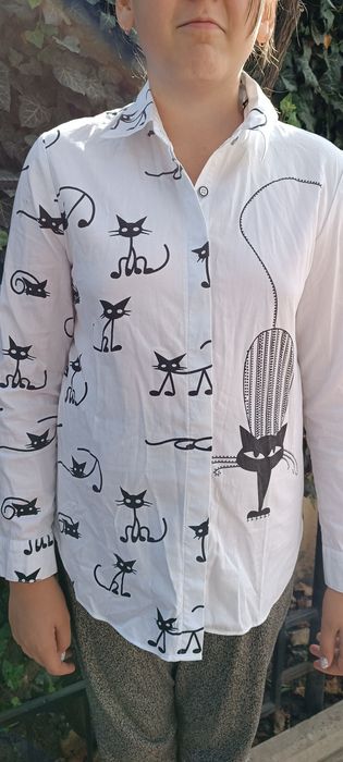 Рубашка белая с котами