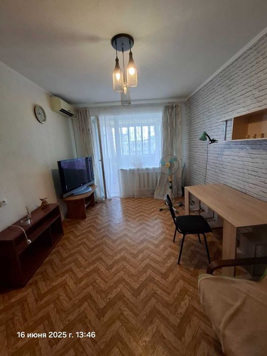 Продам 2 к квартиру жм Солнечный начало
