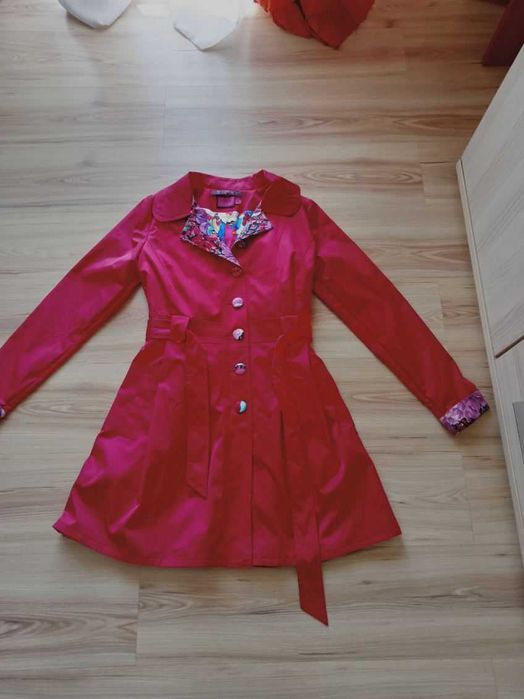 Płaszczyk Vippi z piękną, kolorową podszewką