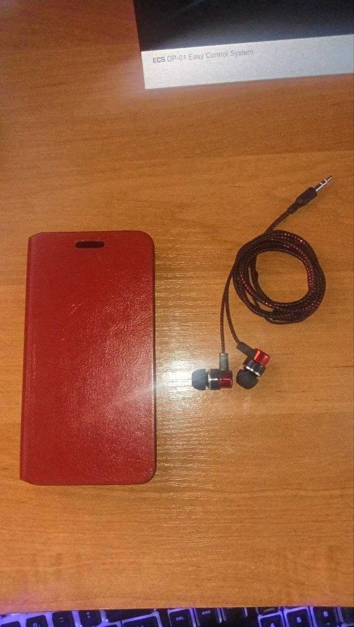 Смартфон Lenovo S650