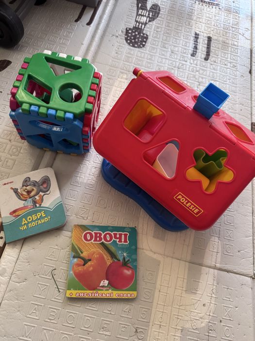 Будинок куб сортер