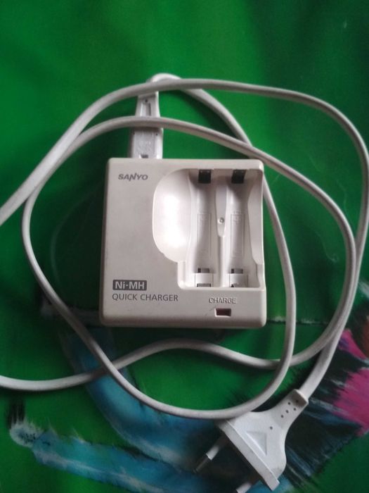 Ładowarka Sanyo sieciowa do baterii