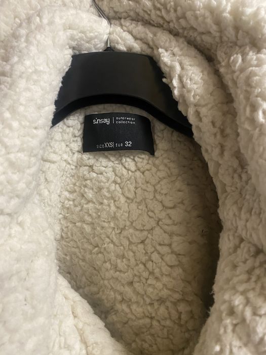 Пуховик жіночий sinsay