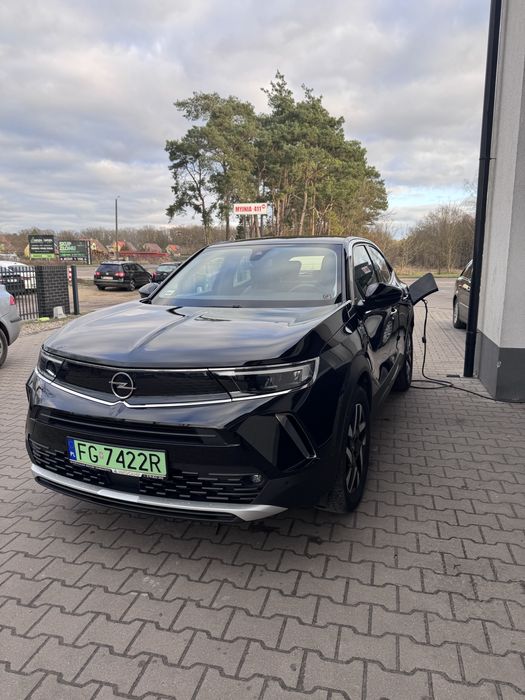 Wynajem Opel mokka elektryczny zasięg 300km