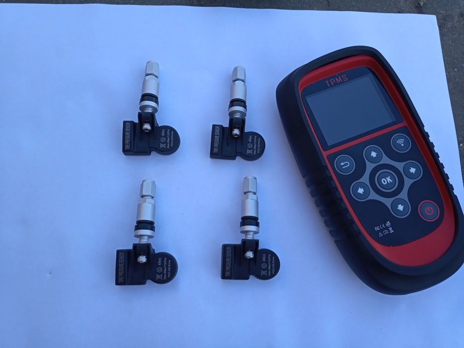 Czujniki 4 szt Tpms ciśnienia 433 Mhz Nowe przypisane do auta