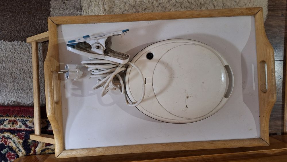 Лампа- лупа для косметолога