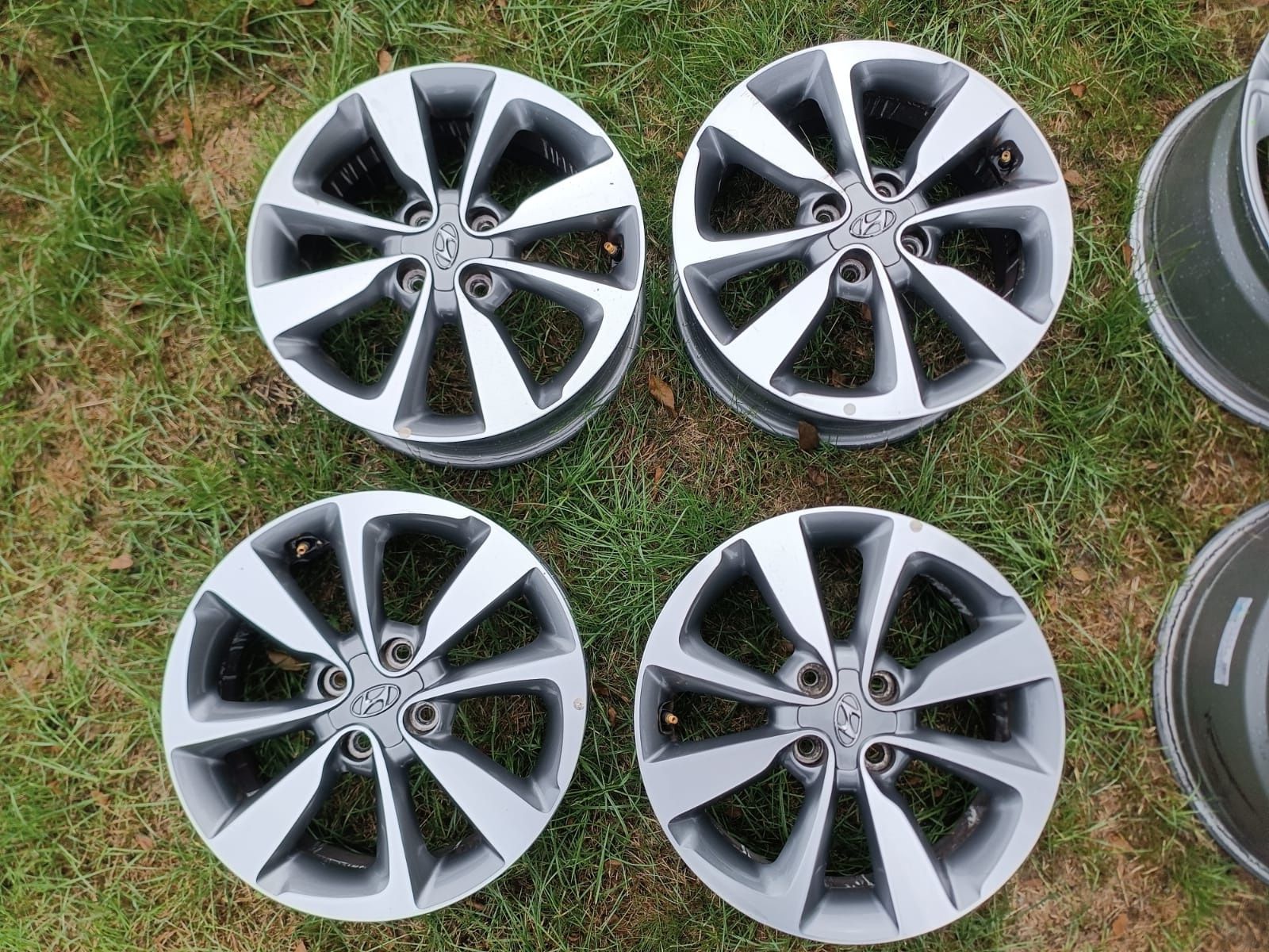 Alufelgi 16 Hyundai I20 Active I20 Kia TPMS 4x100 ET50