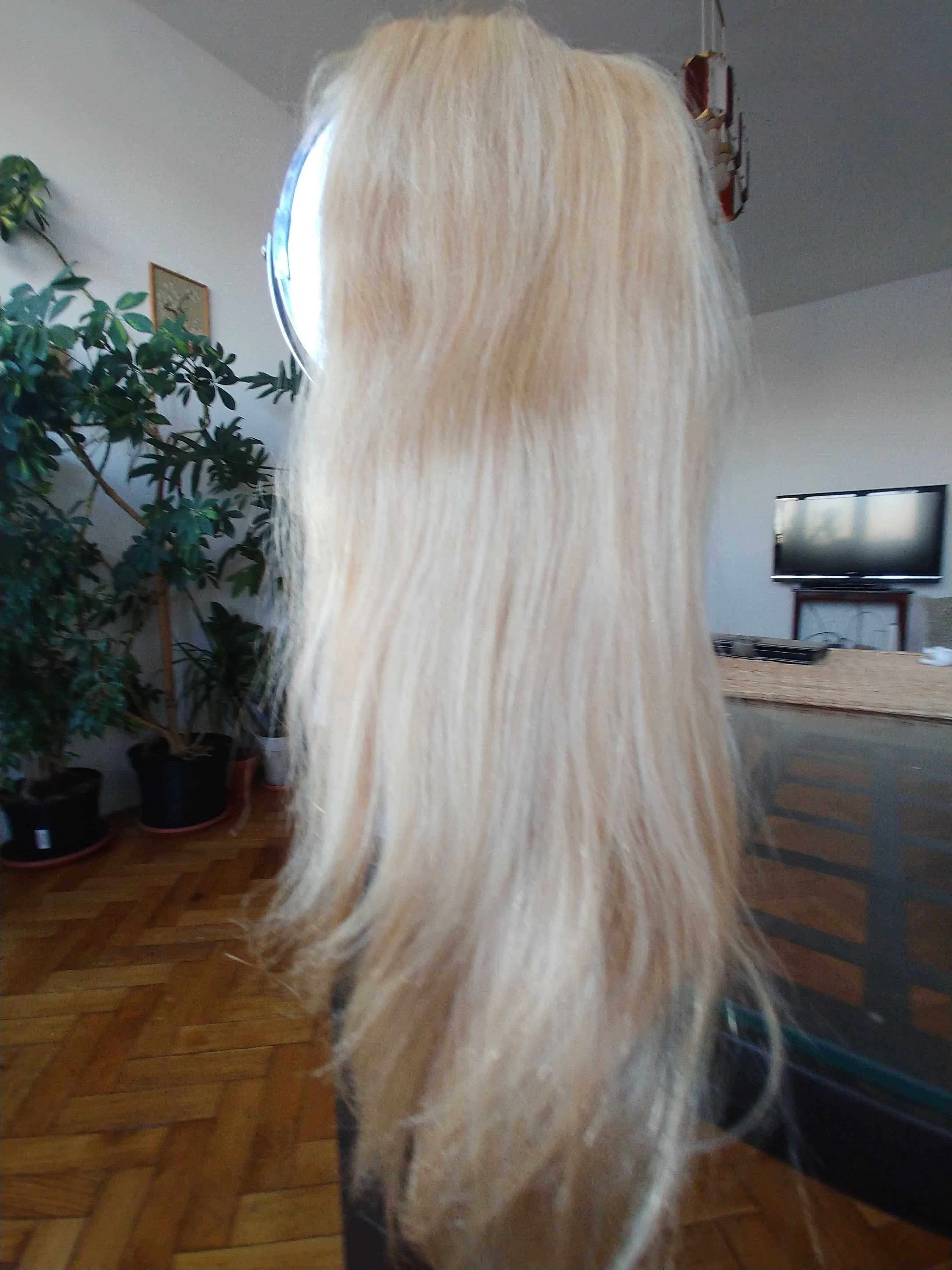 peruka naturalna z włosów ludzkich