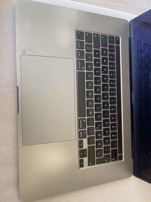 Palmrest Macbook Pro 2019 modelo A2141 e outros componentes