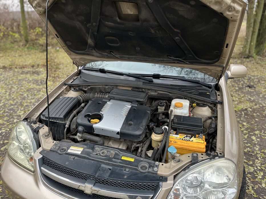 Шевроле Лачетті 1.8 газ/ бензин