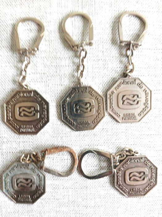 Porta-chaves diversos da Companhia Nacional de Navegação e outras