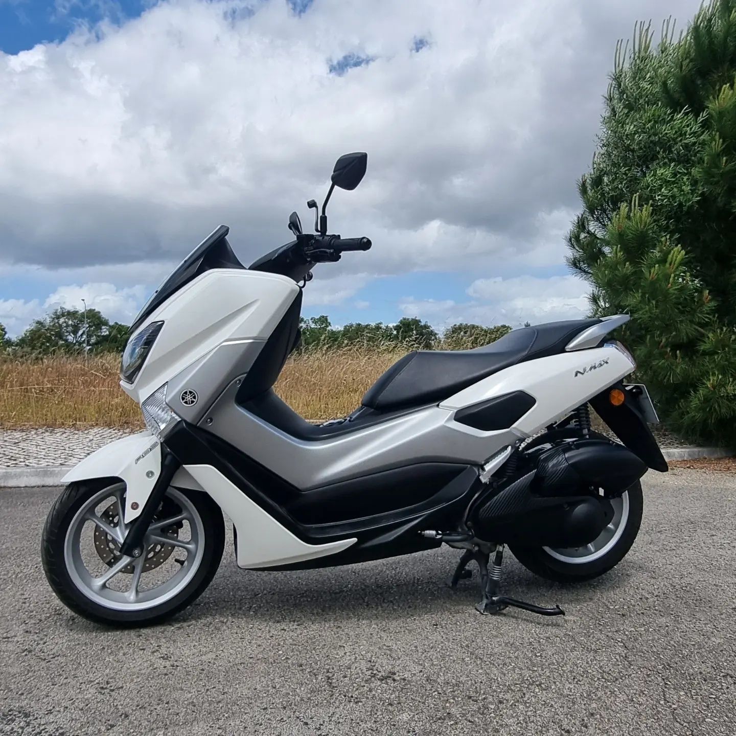 Yamaha N-Max 125