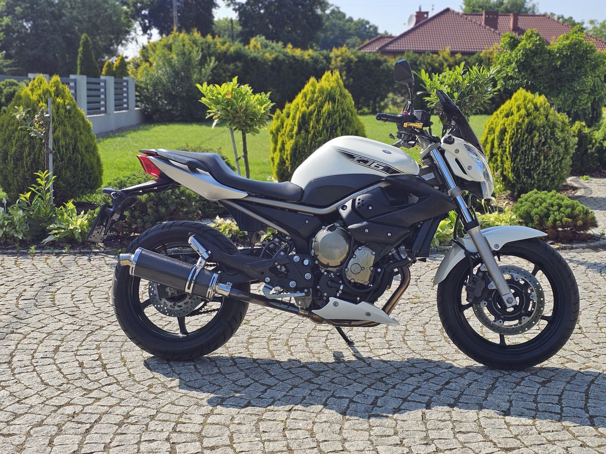 Yamaha XJ6N 2009r