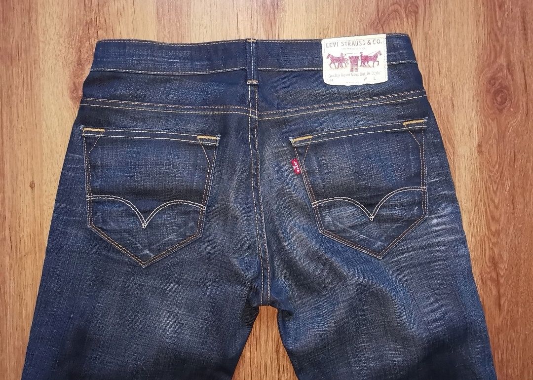 Levi's 519 Slim W32 L34 spodnie jeansowe jeansy Levis