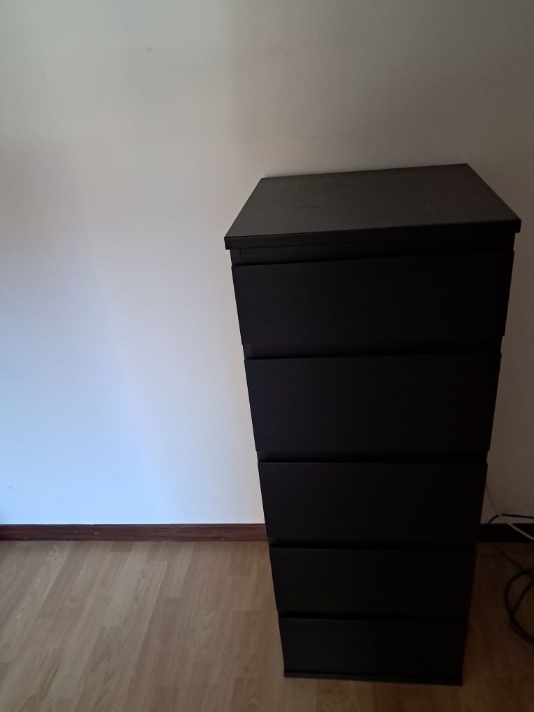 Mobília de quarto usada