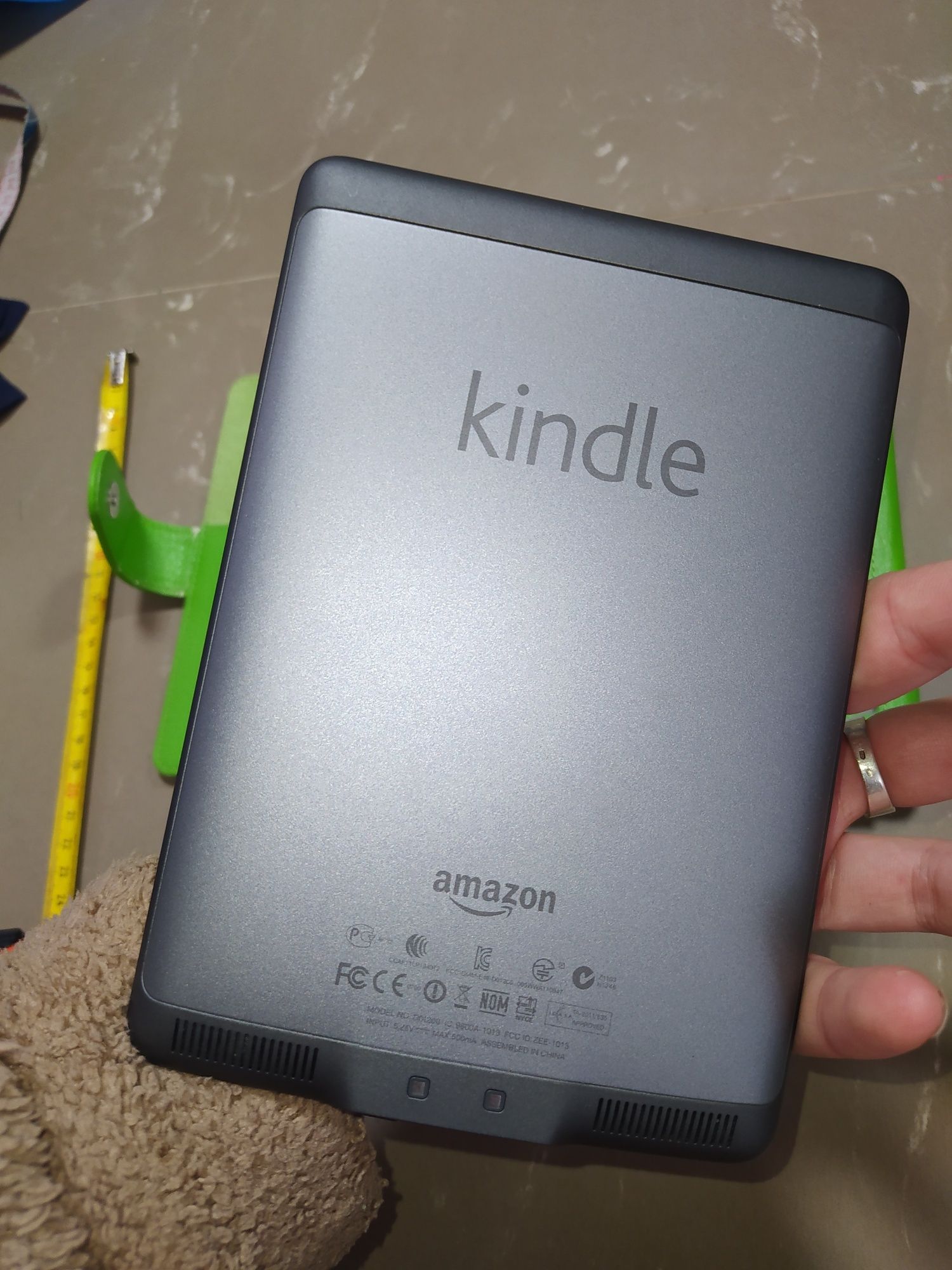 Електронна книга Amazon Kindle Kids