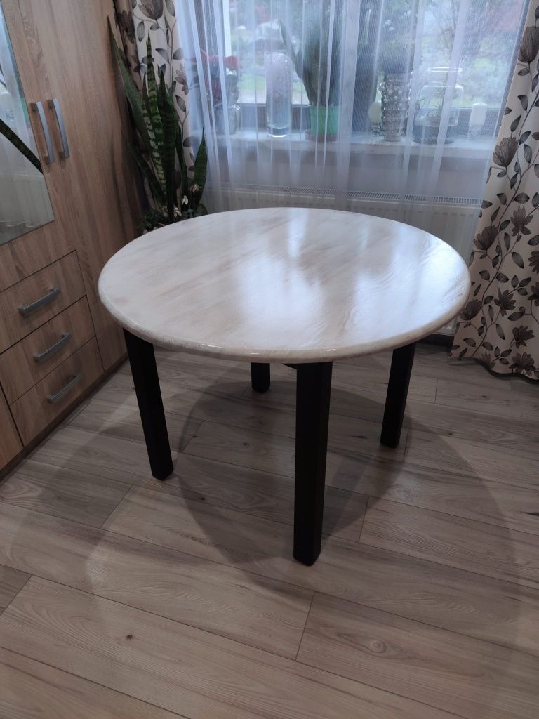 Stół drewniany sosnowy 76x100cm