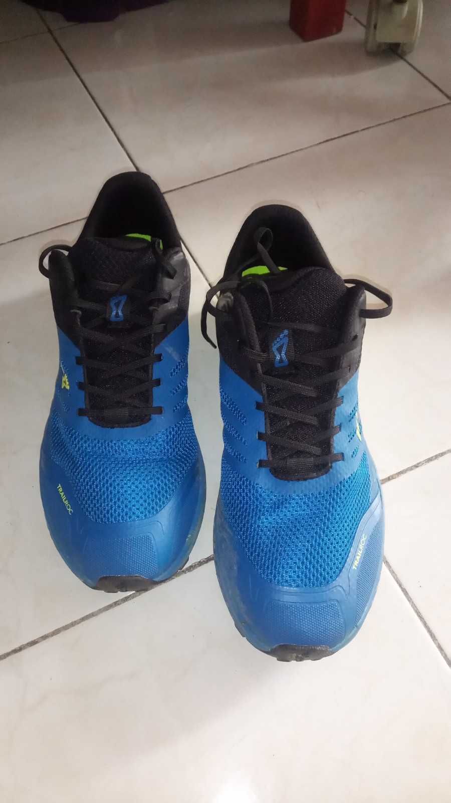 Sapatilhas INOV-TrailRoc 280_42_27cm_Trail_Corrida