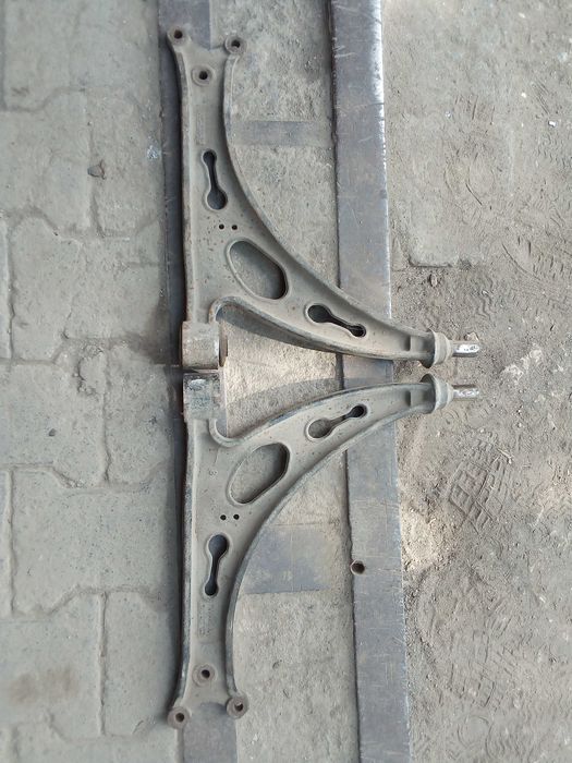 Передні важелі для «Фольксваген-Шкода»