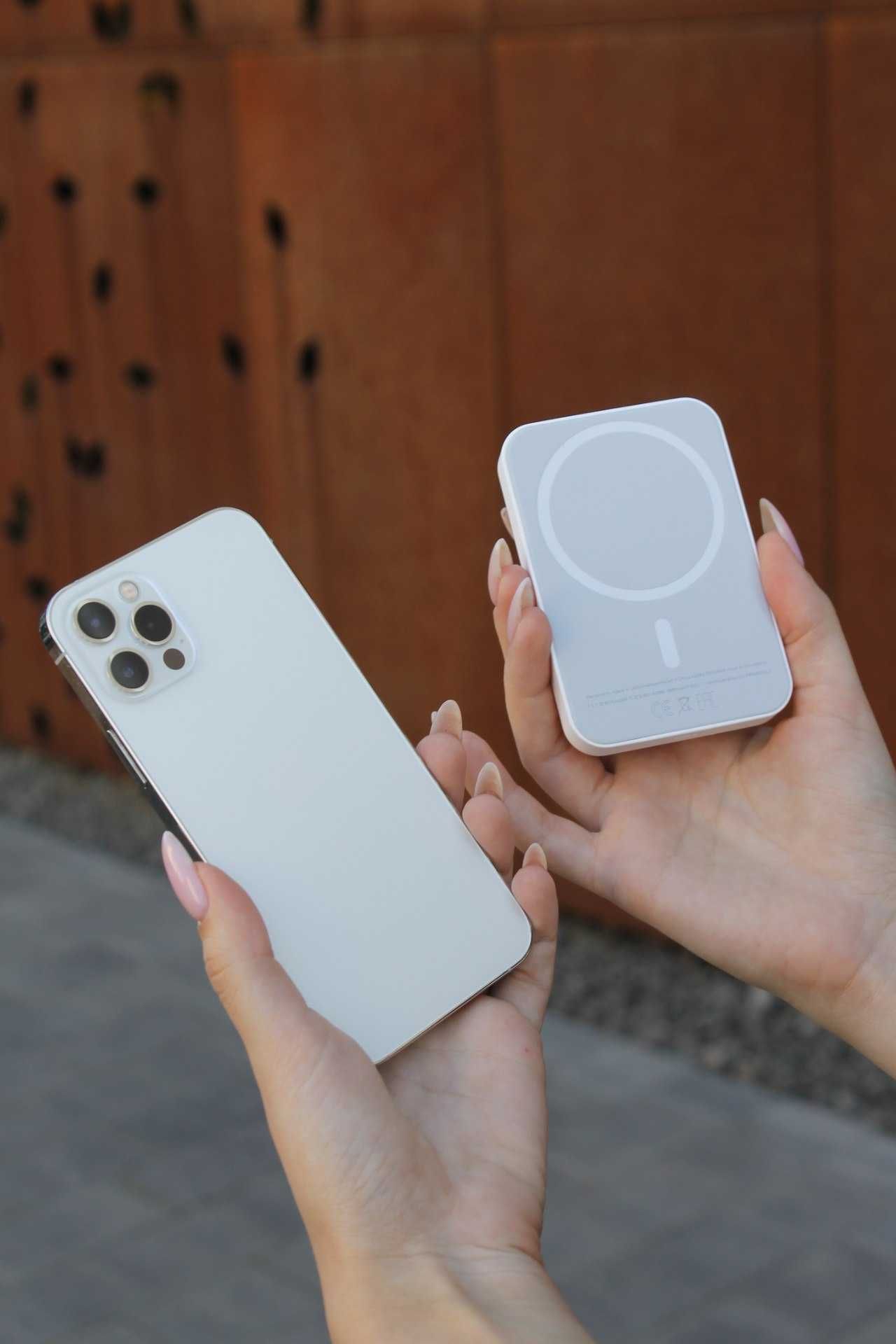 MagSafe Power Bank 5000mAh – Магнітна зарядка без турбот