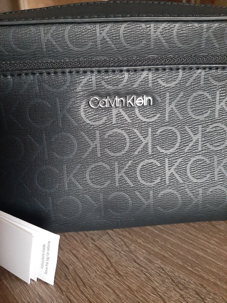 Calvin Klein torebka monogram