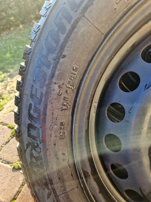Koła z oponami zimowymi 205/60 R 16