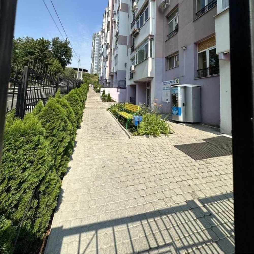 Продам 2-х комнатную квартиру в центре Харькова возле парка Шевченко