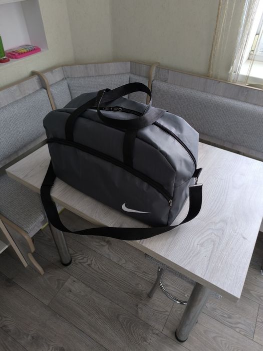 Сумка 50см спортивна спортзал жіноча чоловіча дорожня стильна Nike
