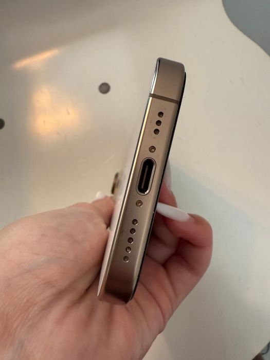 Iphone 16 pro 256g