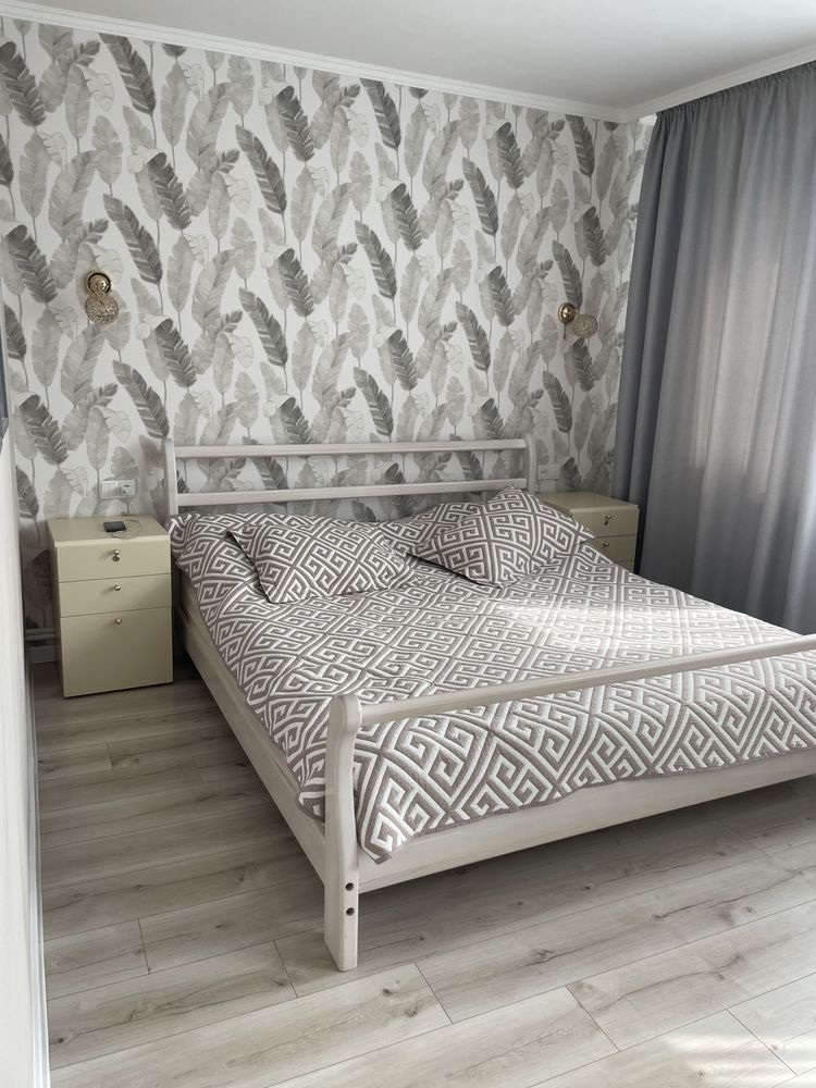 Ліжко з ольхи 1.8*2.2