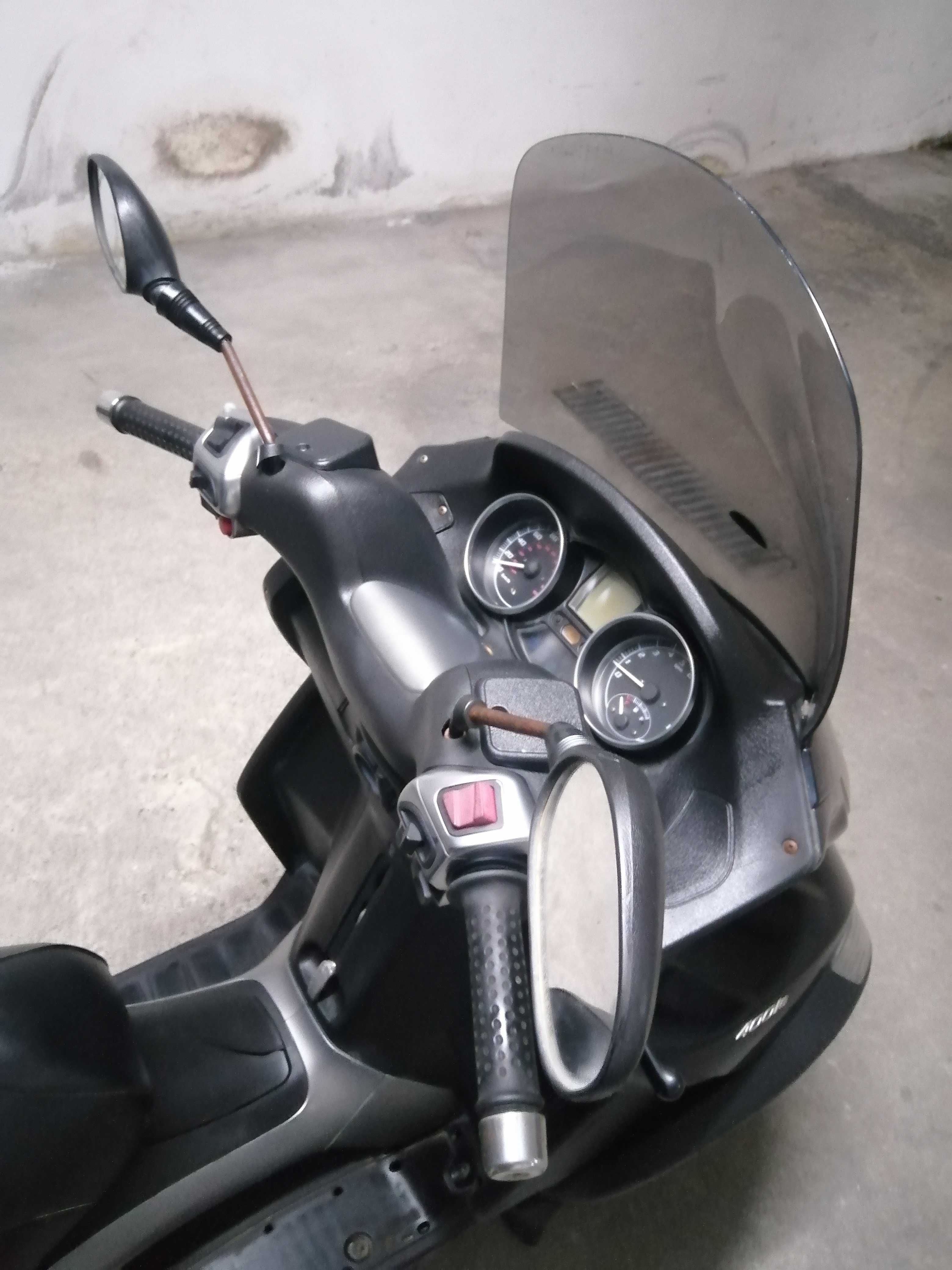 Piaggio mp3 400 ie