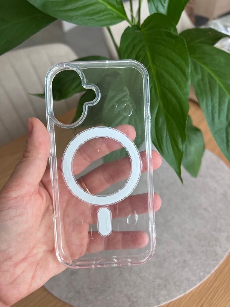 Etui iphone 16 czarne różowe transparentne