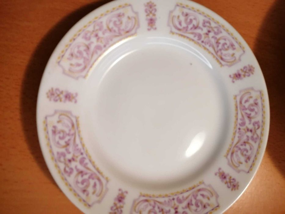 Seviço de jantar para 12 pessoas