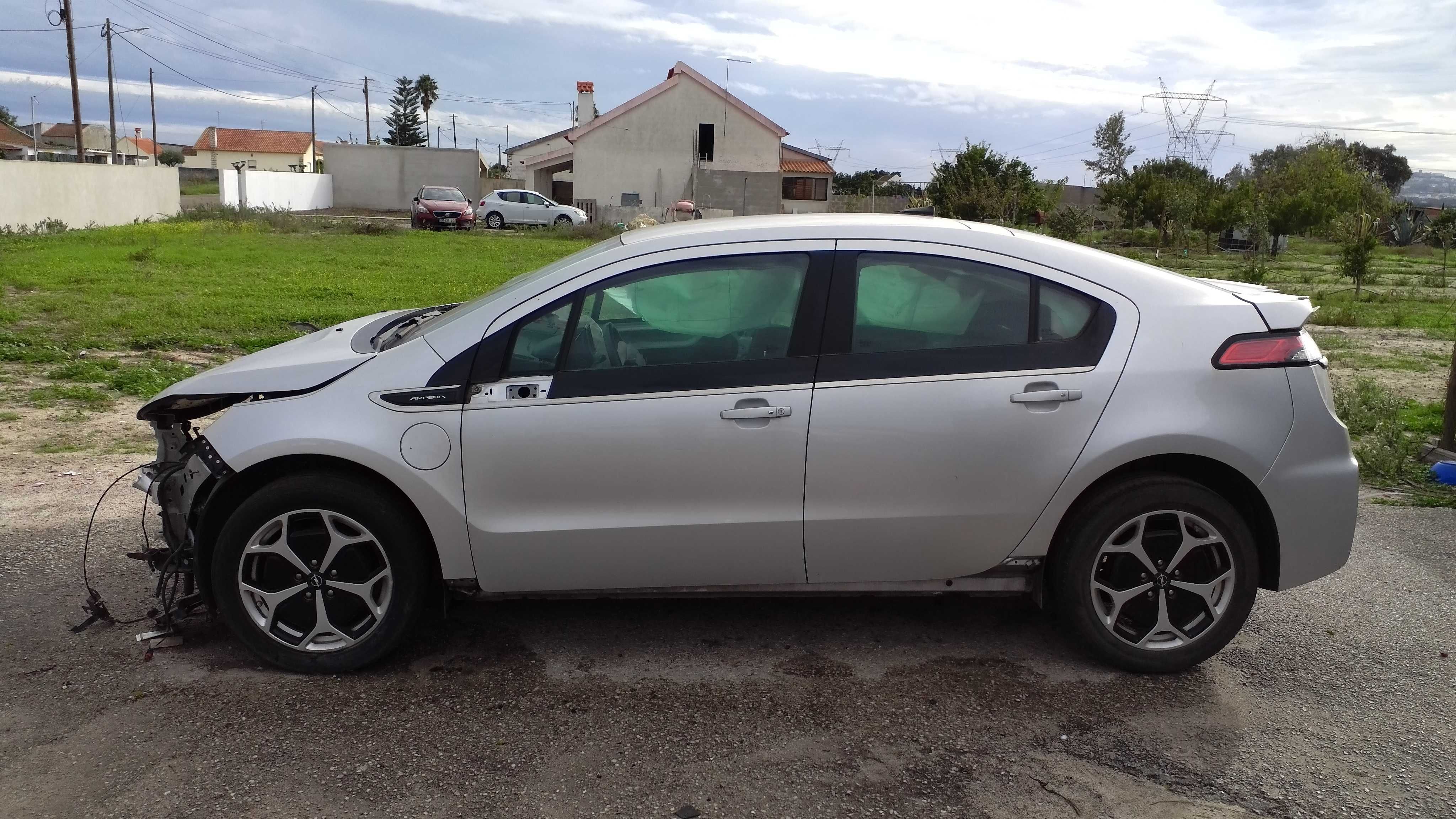 Opel Ampera - Peças usadas