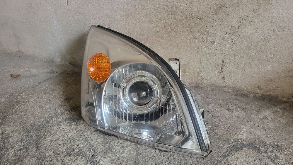 Фара toyota Prado 120 правая