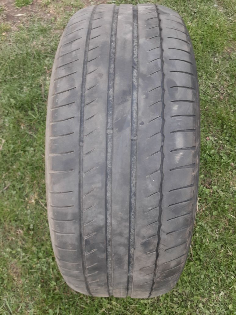 Шина r17 235 55 MICHELIN 1шт.