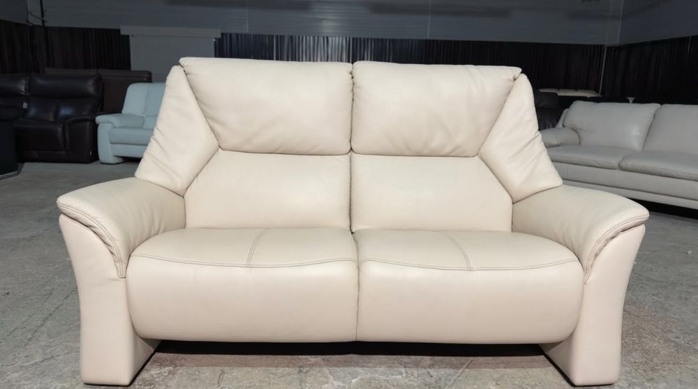 Шкіряний не розкладний диван. Кожаный не раскладной комплект