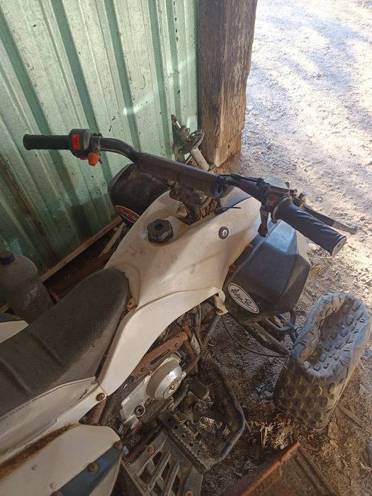 Moto 4 110cc para recuperar