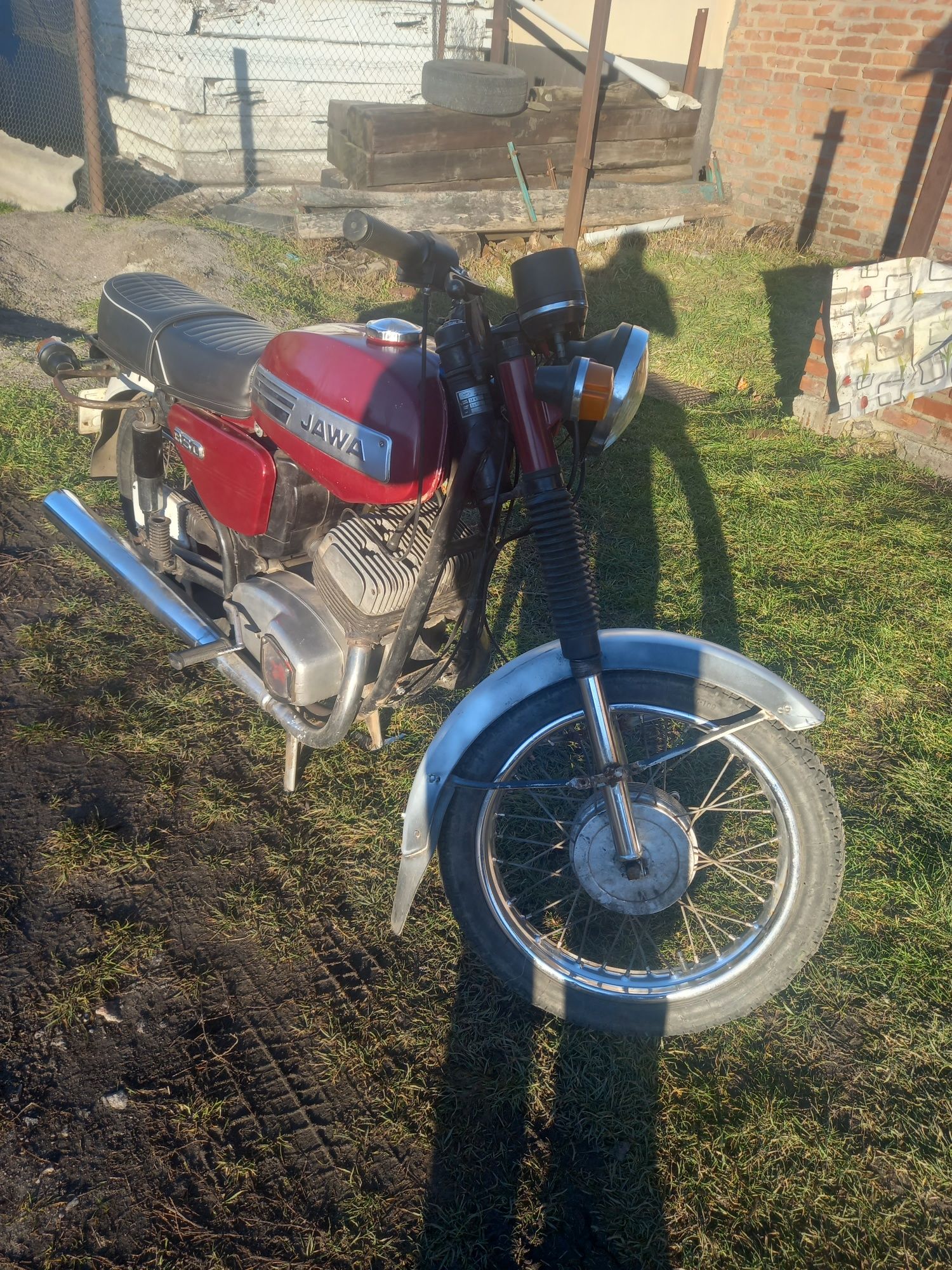 Продам Яву 350 в гарному стані як на фото