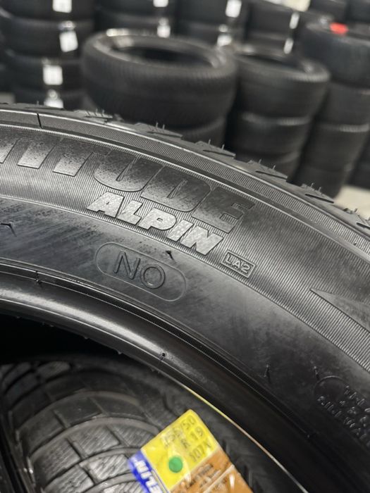 255/50/19 R19 Michelin Latitude Alpin LA2 4шт нові зима