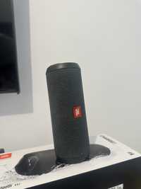 Coluna jbl essencial