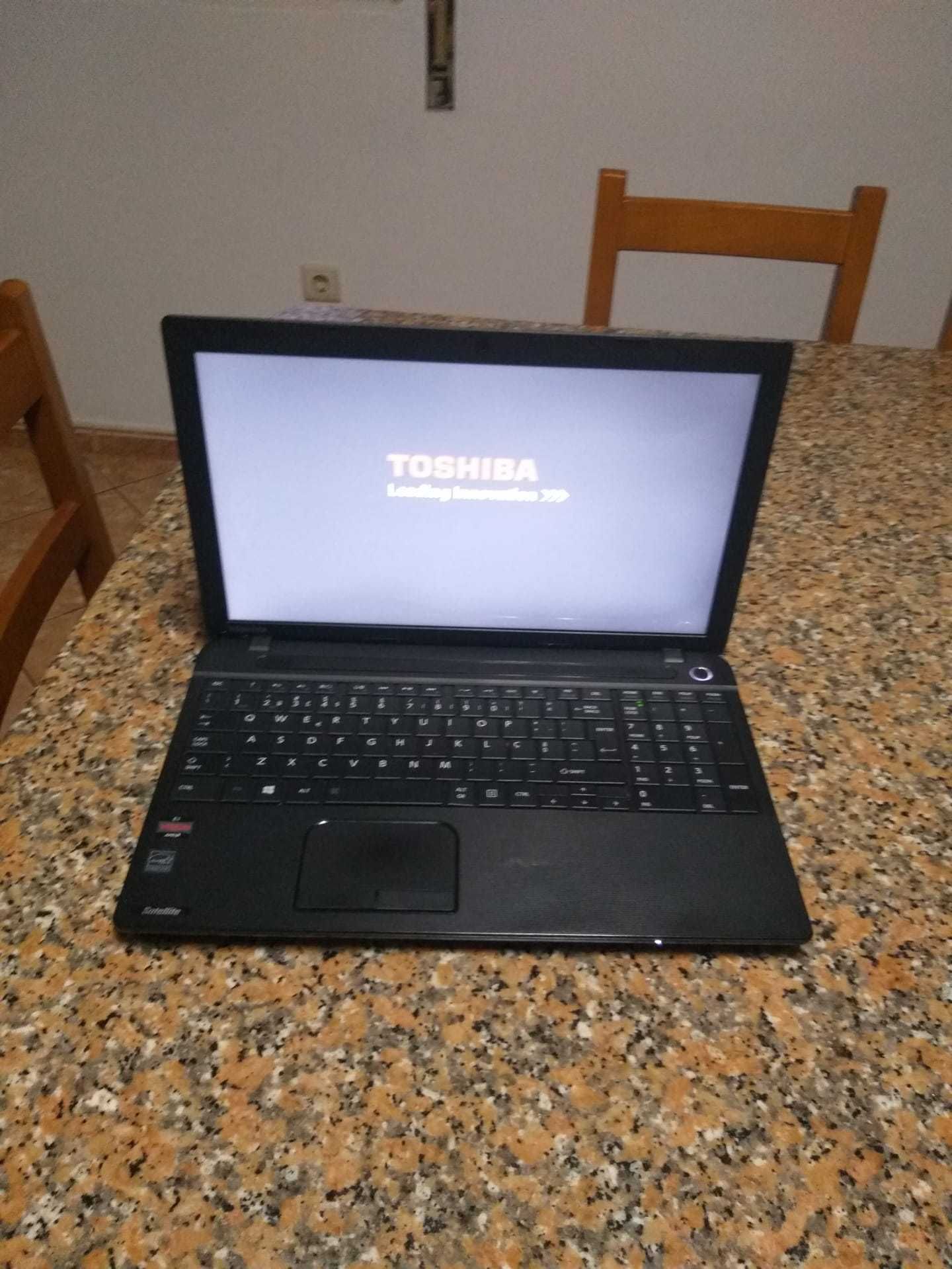 Computador Toshiba