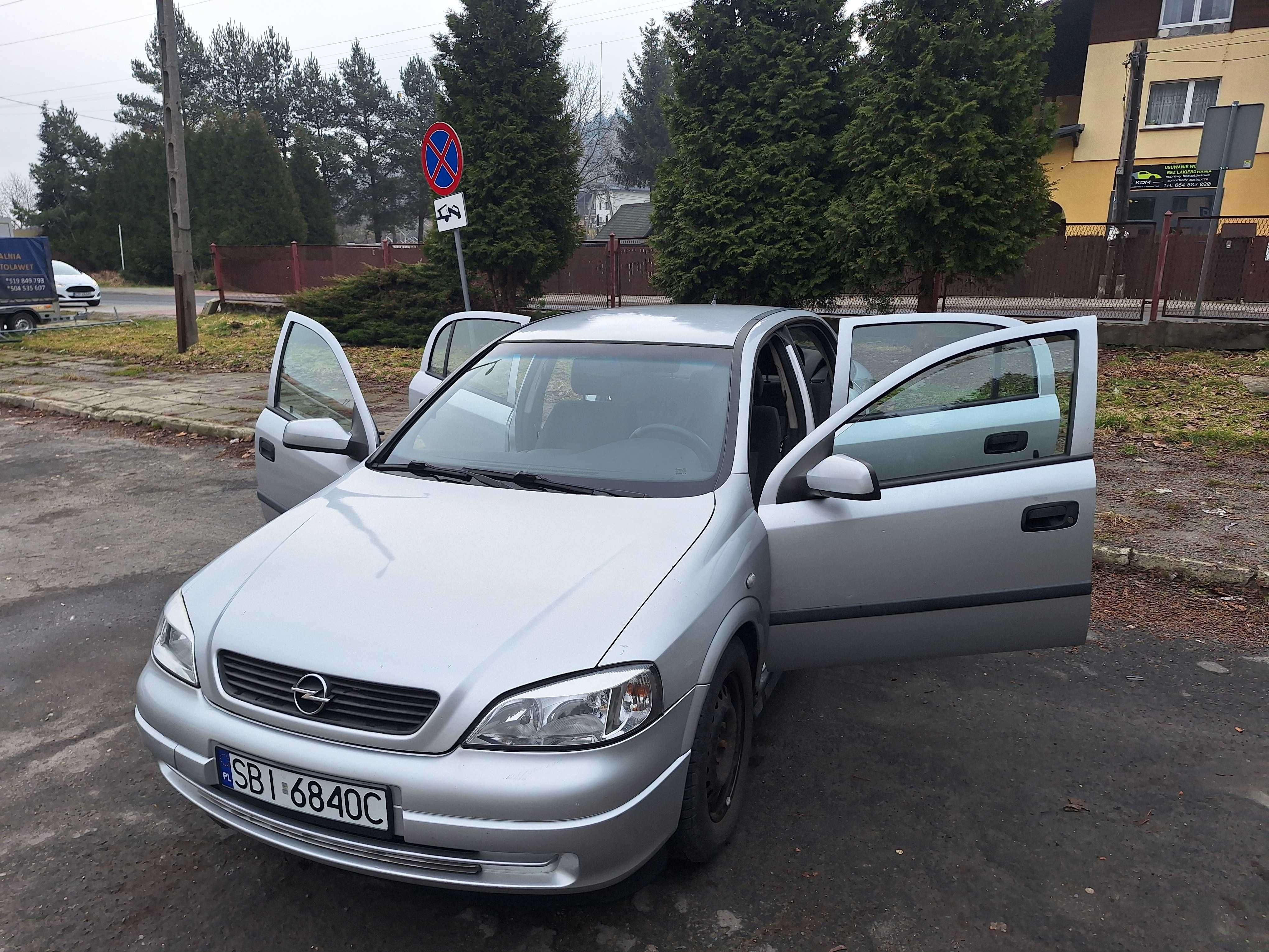 Opel Astra G, 1,4 benzyna, 2004 rok.